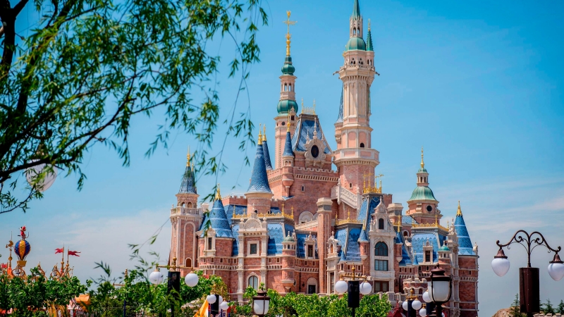 Shanghai disneyland