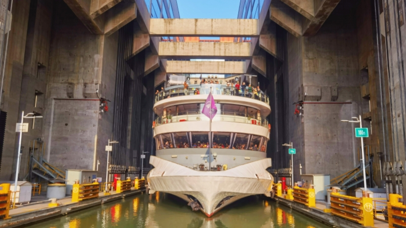 Three Gorges Dam ship lift