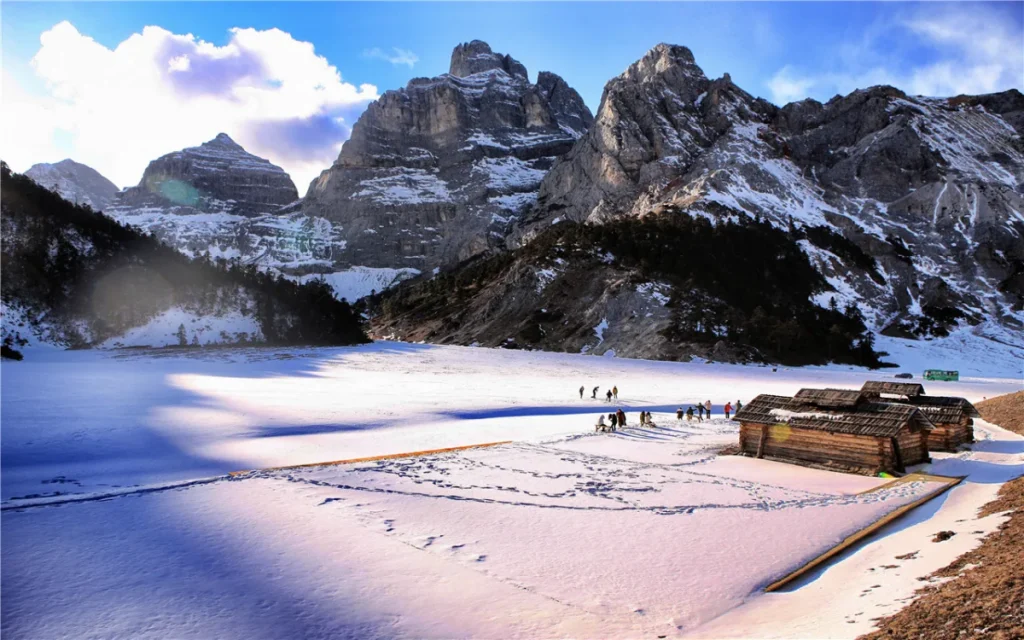 Balagezong Scenic Area in Winter