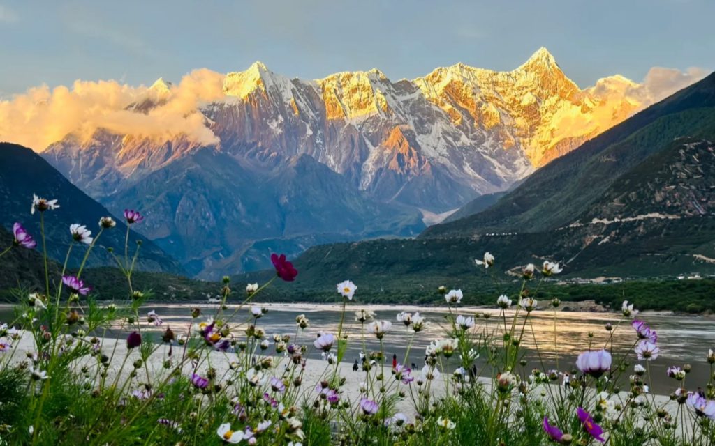 Beautiful view of Namcha Barwa, Tibet