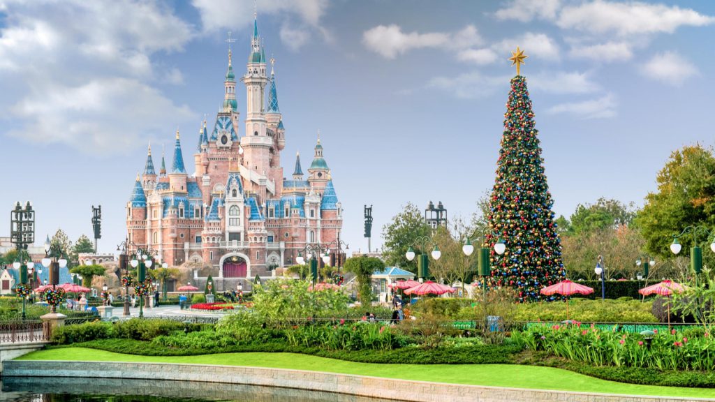 Visiting Shanghai Disneyland: Tickets, Rides & Travel Tips
