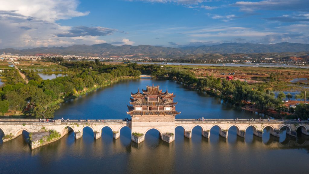 Jianshui Travel Guide: Ancient Towns, Food & Top Attractions