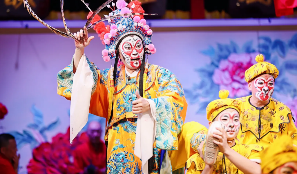 Shufeng Yayun Theater, Sichuan Opera Face-Changing Show